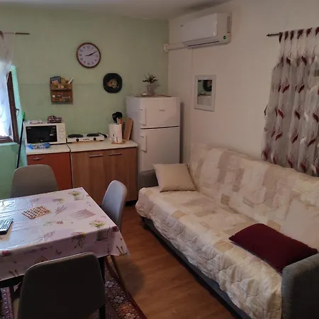 Maja Apartment Višnjan Zimmer foto