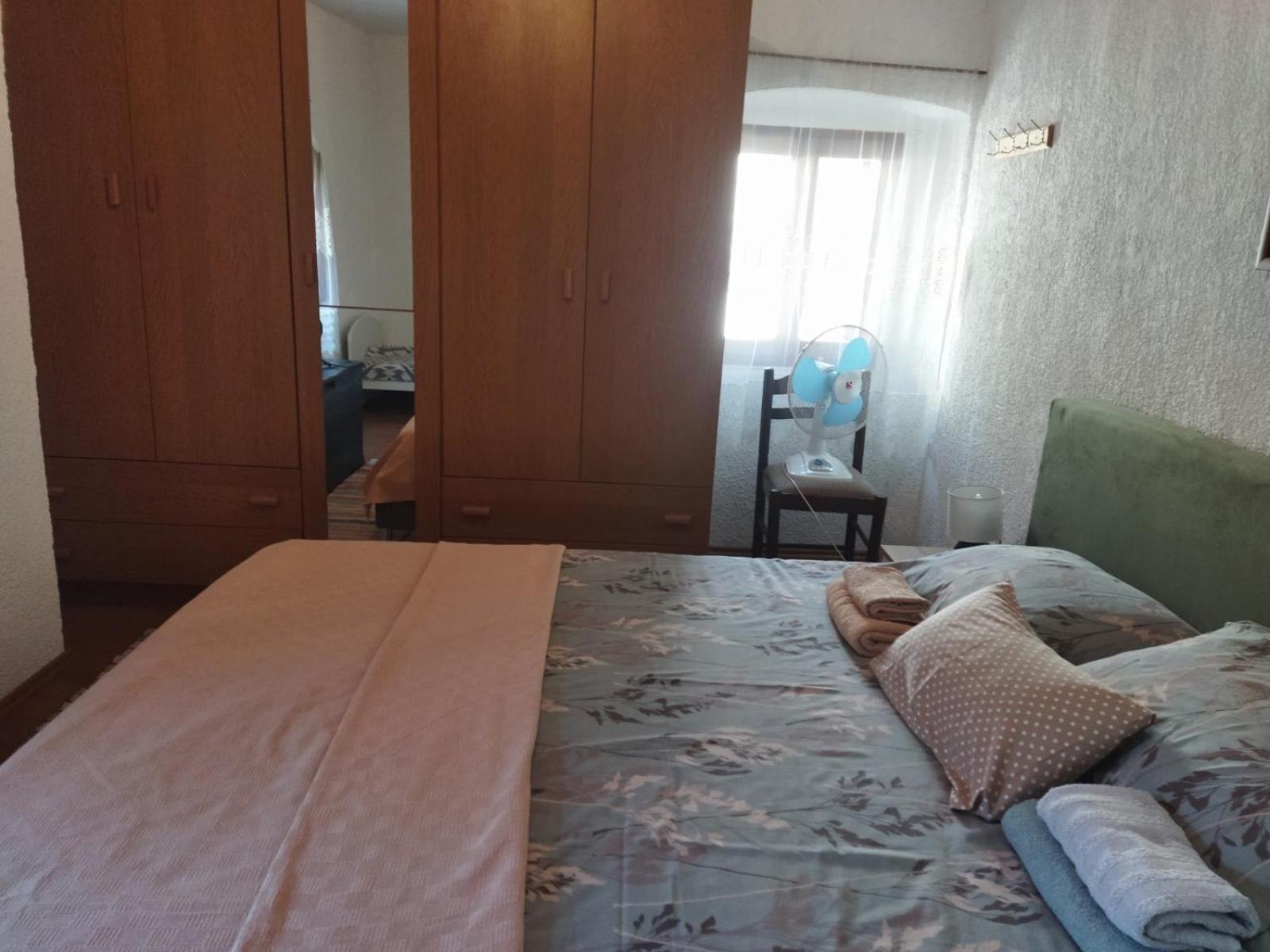 Apartment Maja *